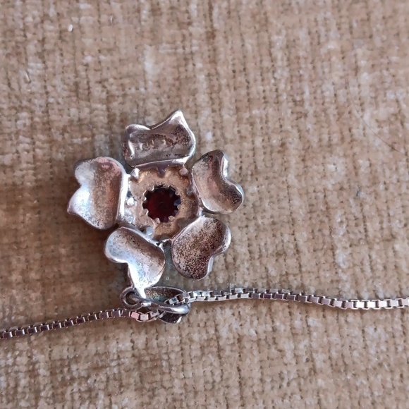 Marcasite Garnet Center Flower Pendant 925 Italy Silver Box Chain Necklace - Picture 9 of 14